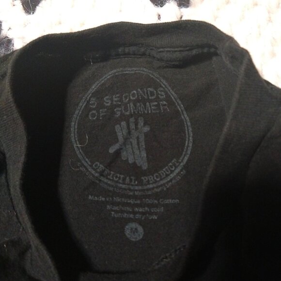5 Seconds of Summer Graphic Tee - Picture 5 of 6